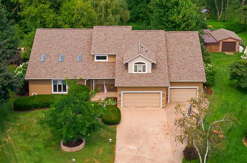 715 Lee Dr, WEST SALEM, WI, 54669-1926 | Card Image