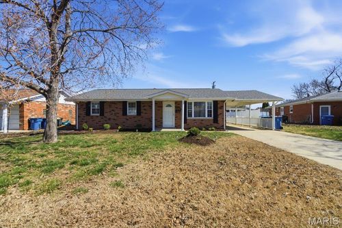 3320 Village Ln, Granite City, IL, 62040-5245 | Card Image