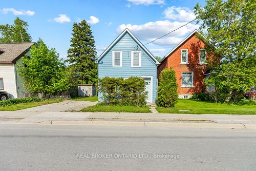 1323 2nd Ave W, Owen Sound, ON, N4K4N5 | Card Image