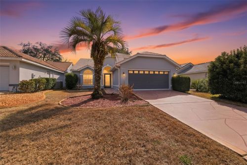 9376 French Quarters Cir, WEEKI WACHEE, FL, 34613-4212 | Card Image