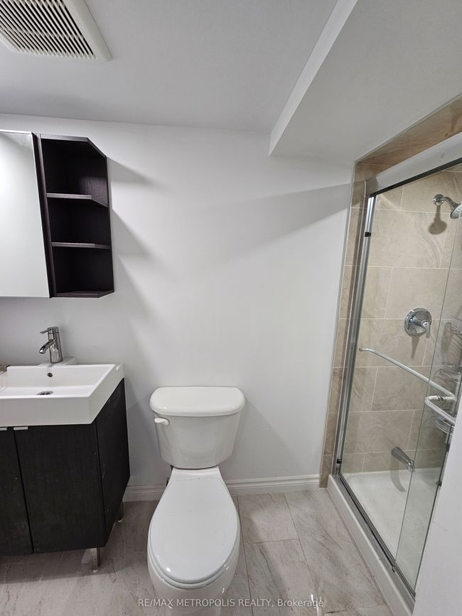 1595 Otonabee Dr, House other with 2 bedrooms, 1 bathrooms and 1 parking in Pickering ON | Image 13
