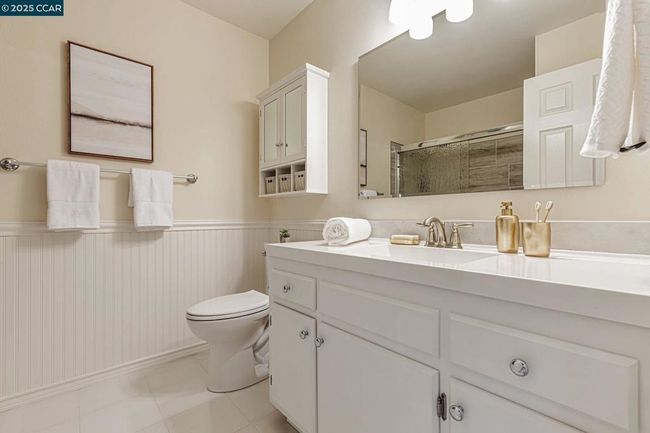 Upstairs full bathroom | Image 23