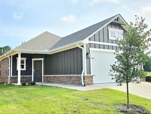 611 Park Dr, Chandler, TX, 75758 | Card Image