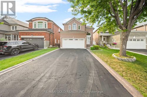 21 Pacific Wind Cres, Brampton, ON, L6R1Z9 | Card Image