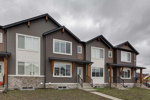19 Emberside Pk, Cochrane, AB, T4C3H8 | Card Image