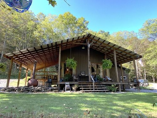 781 Canoe Run Road, Looneyville, WV, 25259 | Card Image