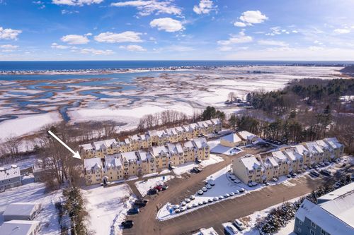 8e-1373 Post Road, Wells, ME, 04090 | Card Image