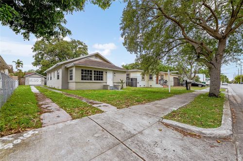 2800 Sw 16th Ter, Miami, FL, 33145-1956 | Card Image