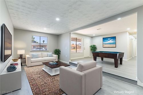 5800 Auborn Ave, Las Vegas, NV, 89108-3224 | Card Image