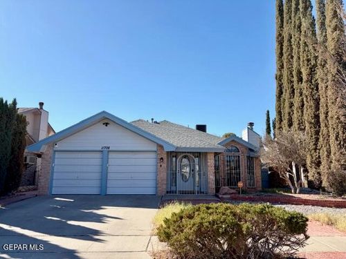 11708 Ronald Mcnair Dr, El Paso, TX, 79936-5501 | Card Image