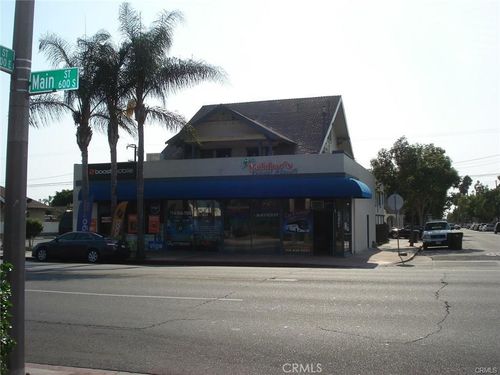 a-106 W Camile St, Santa Ana, CA, 92701-5725 | Card Image