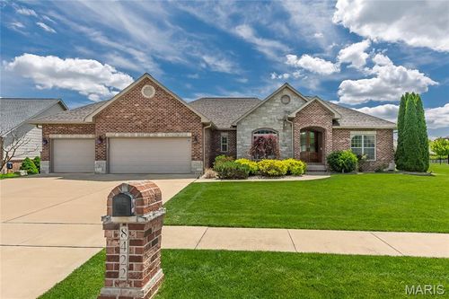 8422 Treybrooke Pl, O Fallon, IL, 62269-4128 | Card Image