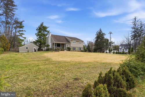 898 Crestline Dr, BLUE BELL, PA, 19422-1270 | Card Image