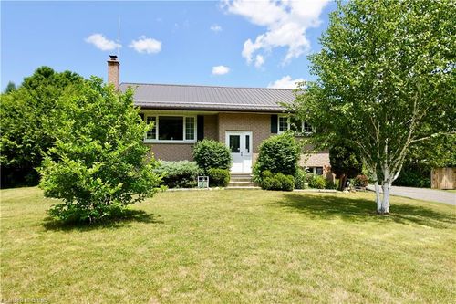 917 Windham Road 11, Delhi, ON, N4B2W5 | Card Image