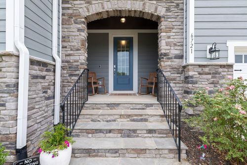 6721 Winter Garden Way, Holly Springs, NC, 27540-6078 | Card Image