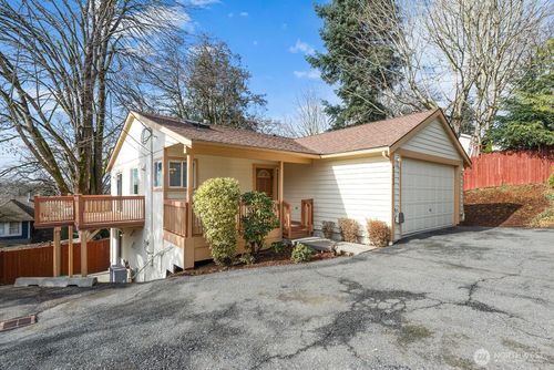 4846 B S Morgan St, Seattle, WA, 98118-3346 | Card Image