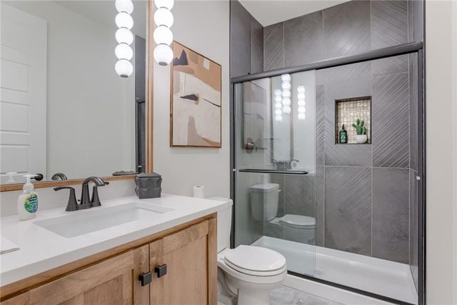 2307 W 176 Th Ter, House other with 4 bedrooms, 4 bathrooms and null parking in Overland Park KS | Image 40