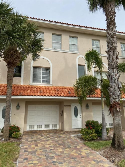 unit-2-200 Brightwater Dr, CLEARWATER BEACH, FL, 33767-2452 | Card Image