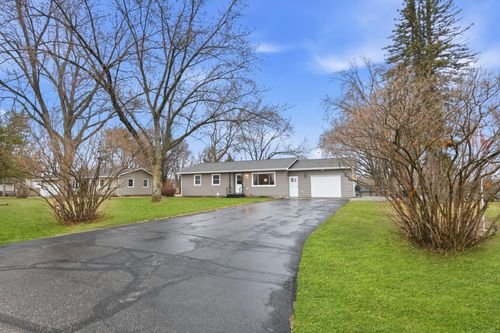 9658 Crestview Dr, Saint Joseph, MN, 56374-9755 | Card Image