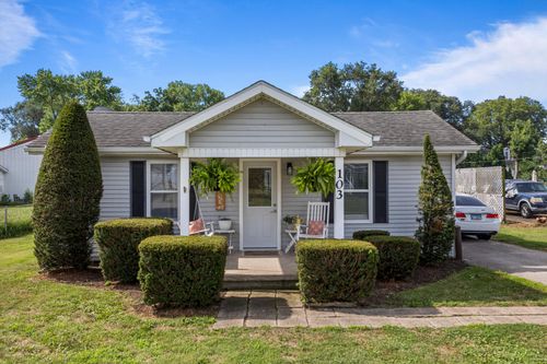 103 W Meade St, White Heath, IL, 61884-9537 | Card Image