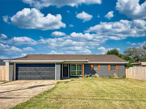 4736 Gholson Rd, Waco, TX, 76705-5111 | Card Image
