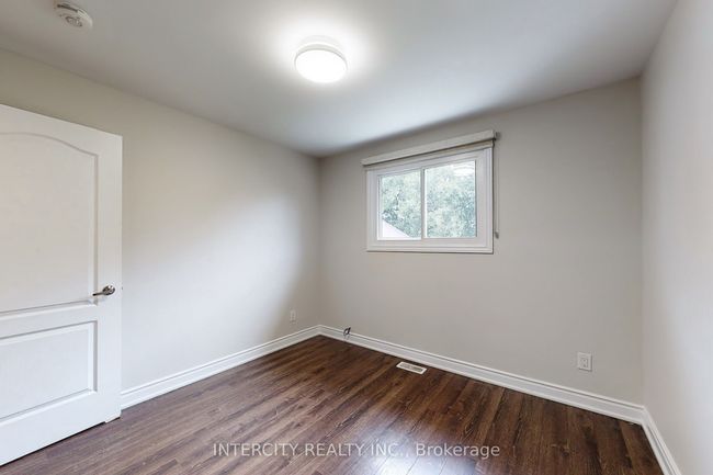 122 Rutherford Rd N, House other with 5 bedrooms, 2 bathrooms and 6 parking in Brampton ON | Image 11