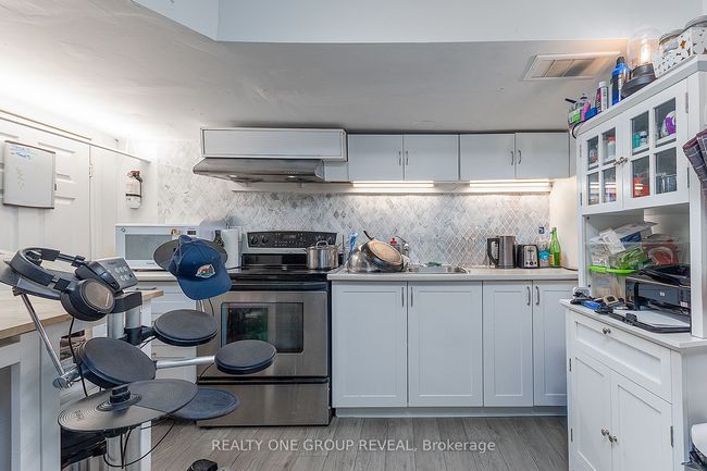 839 Modlin Rd, House attached with 5 bedrooms, 3 bathrooms and 3 parking in Pickering ON | Image 22