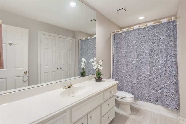 2nd Full bathroom | Image 28