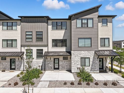 475 S 900 W, American Fork, UT, 84003-5651 | Card Image