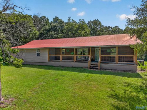 3880 Pleasant Valley Rd, Jacksonville, AL, 36265-7832 | Card Image