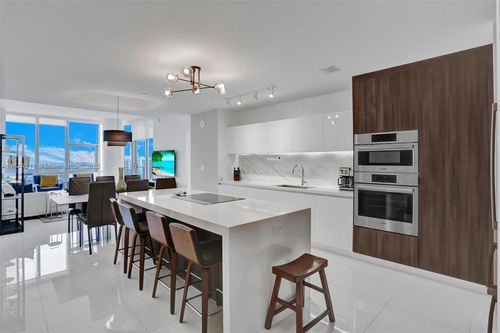 unit-3001-851 Ne 1st Ave, Miami, FL, 33132-1850 | Card Image