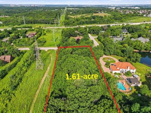 1365 Gordon Ln, Lemont, IL, 60439-4415 | Card Image