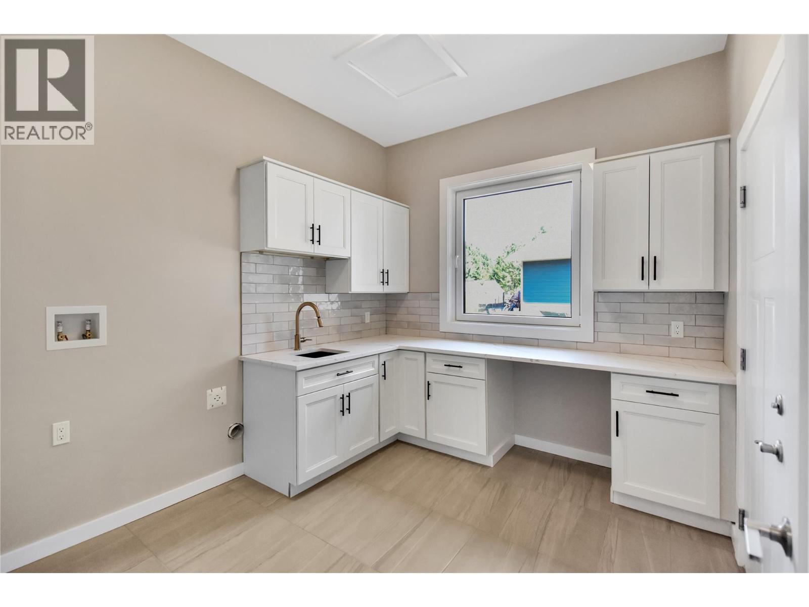 Residential in Cranbrook 4