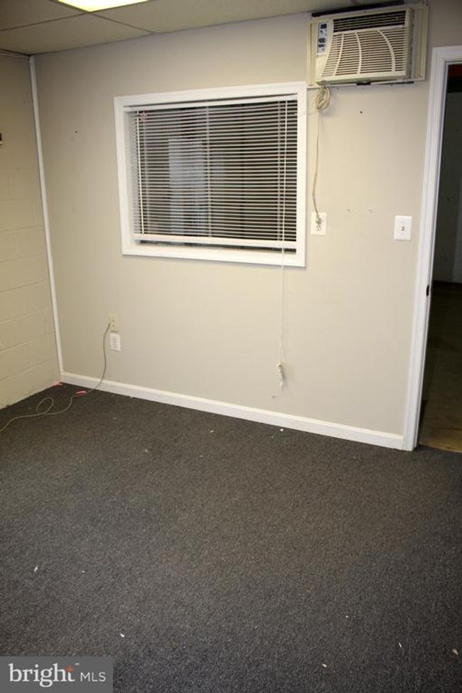 7224 Nathan Ct, Home with 0 bedrooms, 2 bathrooms and null parking in MANASSAS VA | Image 11