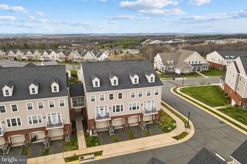 42553 Sunset Ridge Sq, ASHBURN, VA, 20148-4393 | Card Image