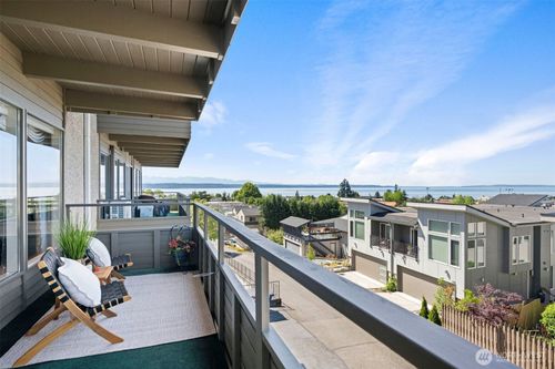 305-655 Main St, Edmonds, WA, 98020-3059 | Card Image