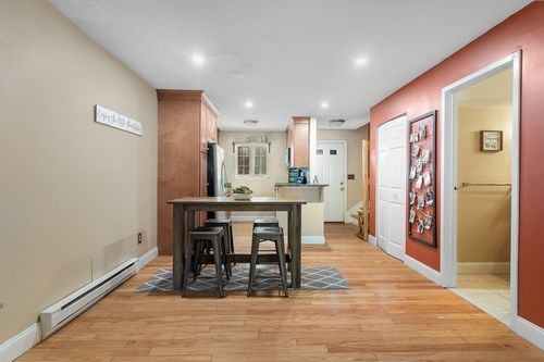 apt-12-9 Adam St, South Easton, MA, 02375-1627 | Card Image