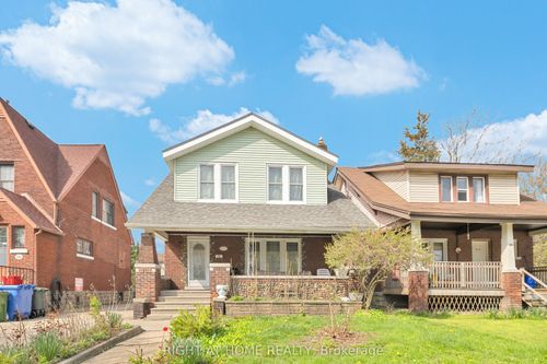 321 Rankin Ave, Windsor, ON, N9B2R6 | Card Image