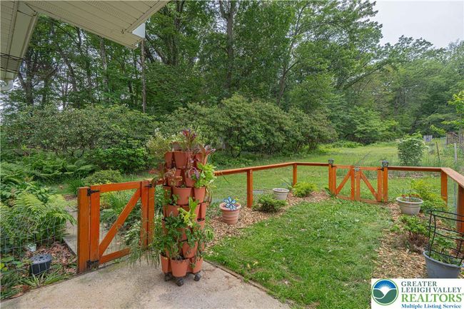 636 School Rd, House other with 2 bedrooms, 1 bathrooms and null parking in Nazareth PA | Image 33