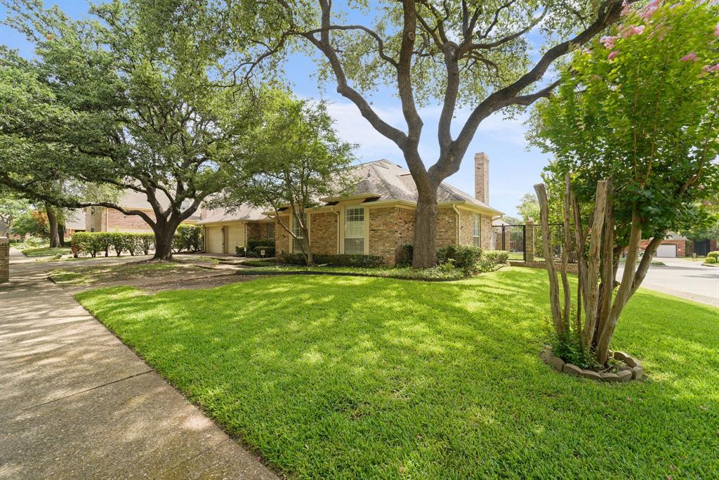 Lochinvar Dr, Dallas, TX 75254