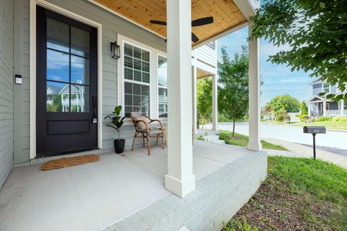 1832 Madison St, Chattanooga, TN, 37408-2141 | Card Image