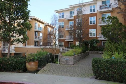 4203-401 Crescent Ct, San Francisco, CA, 94134 | Card Image