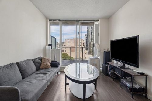 703-1325 Rolston St, Vancouver, BC, V6B0M2 | Card Image