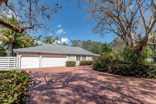15005 Sw 148th St, Miami, FL, 33196-2326 | Card Image