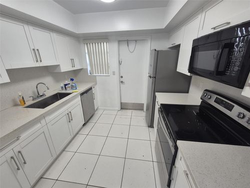 3716 Polk St, HOLLYWOOD, FL, 33021-6816 | Card Image
