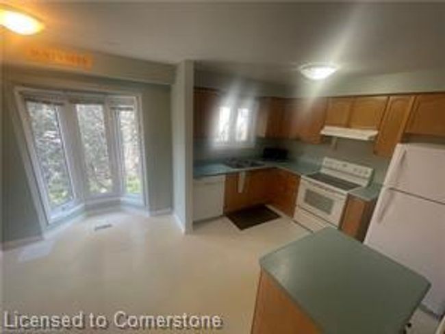 178 - 302 College Ave W, Townhouse with 5 bedrooms, 3 bathrooms and 2 parking in Guelph ON | Image 9