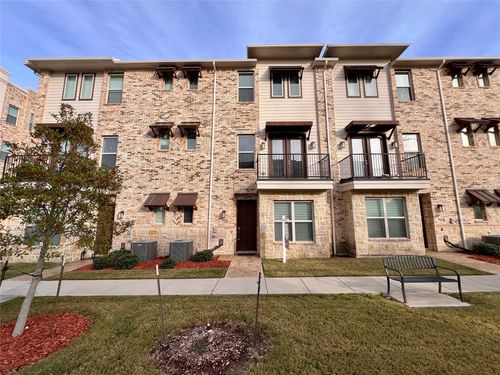 714 N Plano Rd, Richardson, TX, 75081-2943 | Card Image