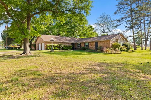 2090 Fort Dr, Longview, TX, 75604-2100 | Card Image