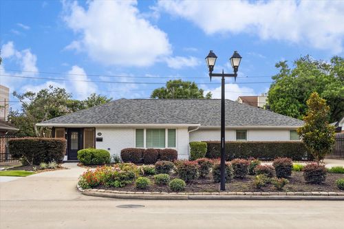 1904 Chimney Rock Rd, Houston, TX, 77056-4006 | Card Image