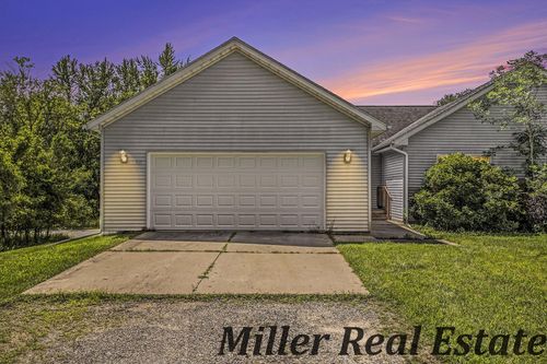 815 Mulberry Cove Dr, Nashville, MI, 49073 | Card Image